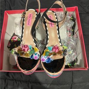 New never worn Betsy Johnson embellished heels